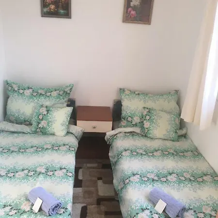Marina, Apartamento