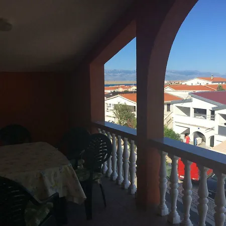 Marina, Apartamento